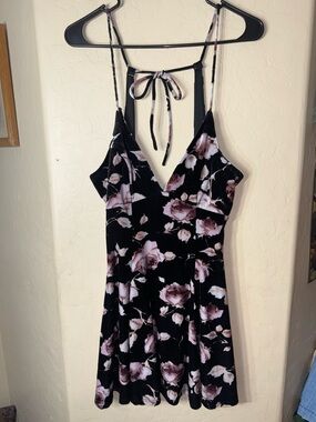 Ivy + Main Black Floral Velvet Skater Dress Open Back Tie Mini Dress Medium